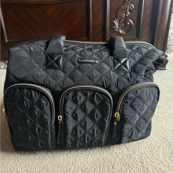 Joan & David 18“ Diamond Quilted Nylon Weekender Duffle Bag - used once. - Picture 5 of 16